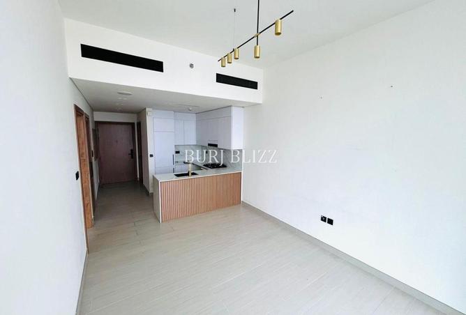 Well-Lit 1BR | Modern Elegance | Ready to Move