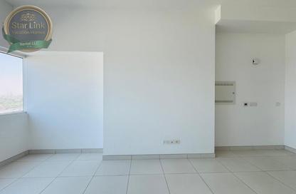 Apartment - Studio - 1 for rent in Dubai Land Residence Complex - Dubai