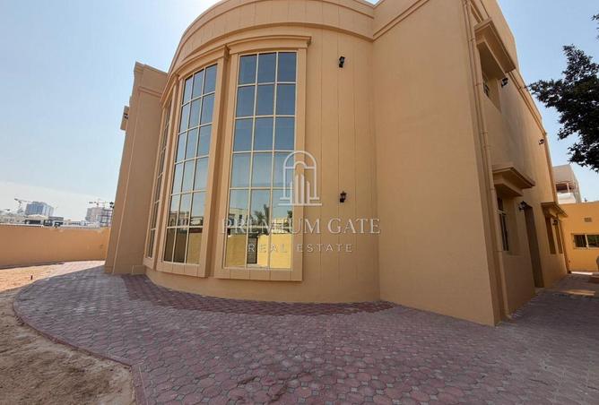 83222061 - Property Main Image