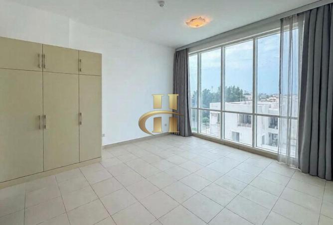 68272257 - Property Image 2