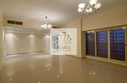 Apartment - 2 - 3 for rent in Al Rumailah building - Al Rumailah 2 - Ajman