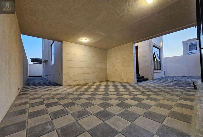 53611674 - صورة العقار 2