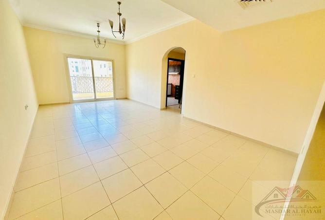 63642123 - Property Main Image