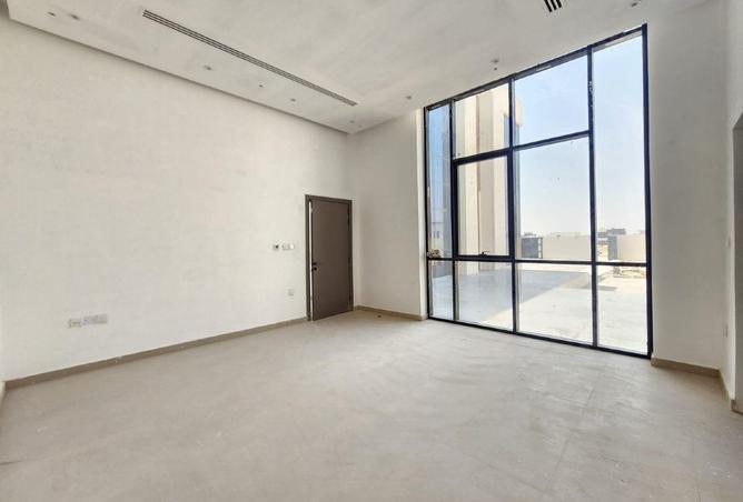 143743528 - Property Image 3