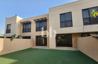 Townhouse - 4 - 5 for sale in Al Zahia 2 - Al Zahia - Muwaileh Commercial - Sharjah