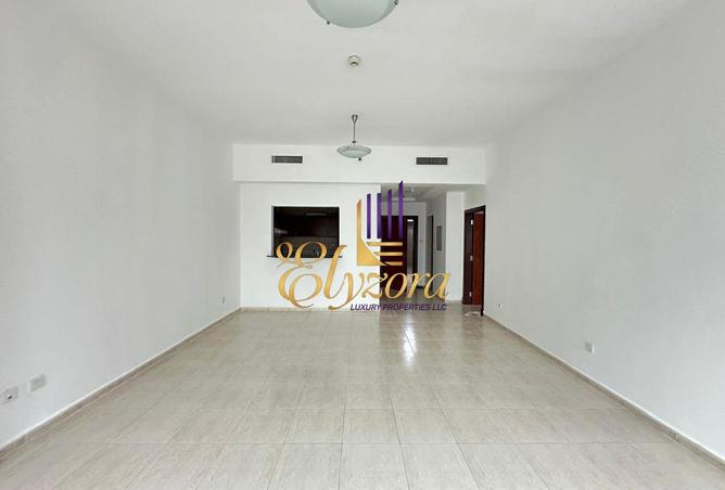 87032275 - Property Main Image