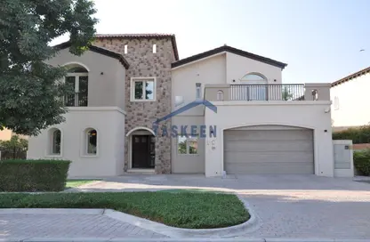 Villa - 5 Bedrooms - 6 Bathrooms for rent in Sienna Lakes - Jumeirah Golf Estates - Dubai