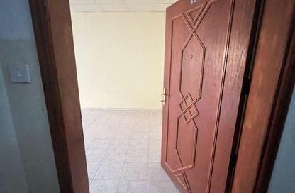 Apartment - 2 Bedrooms - 1 Bathroom for rent in Rolla Square - Rolla Area - Sharjah