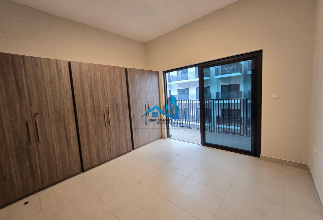 PETS FRIENDLY SPACIOUS M0DERN 0PEN PLAN LAY OUT photo 15