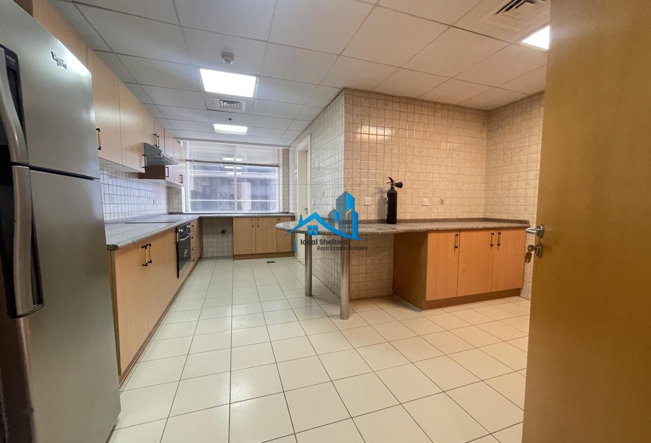 LUXURIOUS 3BHK+MAID ROOM || DOWN TO METRO photo 12