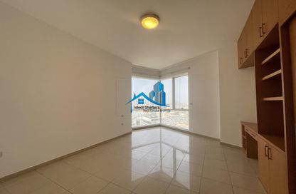 Apartment - 3 - 4 for rent in Fairmont Hotel - Sheikh Zayed Road - Dubai Apartment - 3 - 4 for rent in Fairmont Hotel - Sheikh Zayed Road - Dubai