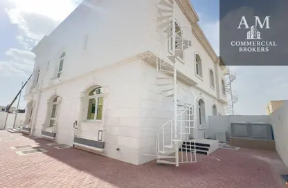 Villa - 5 Bedrooms - 6 Bathrooms for rent in Hoshi - Al Badie - Sharjah