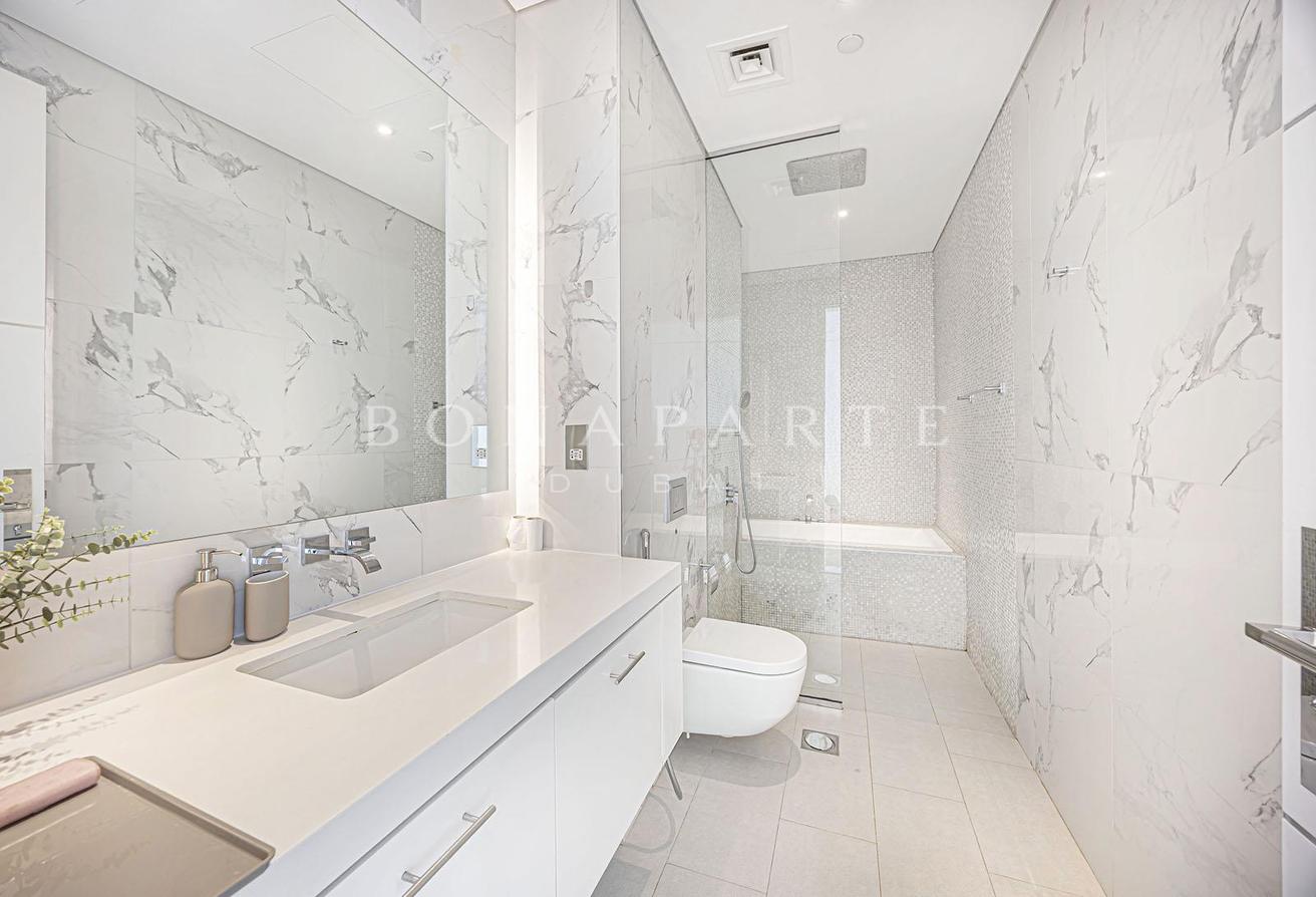 Botanical Sanctuary | Furnished | Vacant photo 10