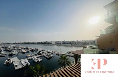 Apartment - Studio - 1 Bathroom for rent in Palm Views West - Palm Views - Palm Jumeirah - Dubai