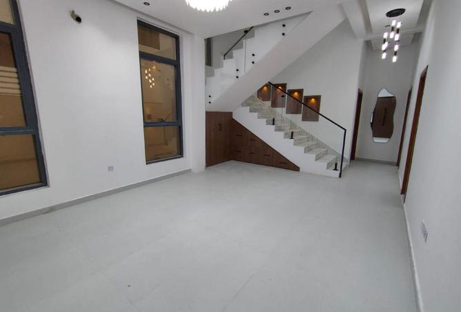 56158903 - صورة العقار 3