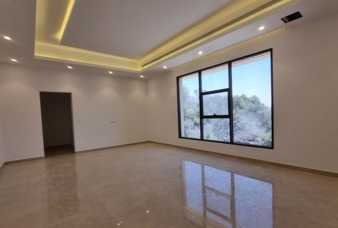 142369870 - Property Image 3