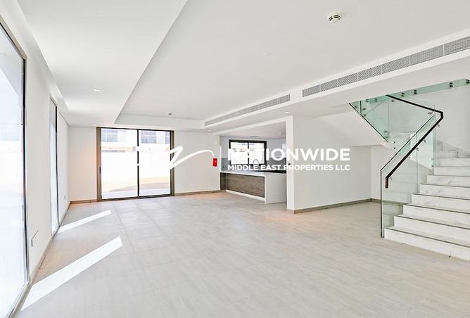 91830931 - Property Image 3