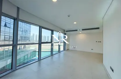 شقة - 2 غرف نوم - 2 حمامات للايجار في راديانت سكوير - مدينة الأضواء - جزيرة الريم - أبوظبي