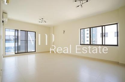 Apartment - 1 Bedroom - 1 Bathroom for rent in Dar Al Buteen 1 - Al Muraqqabat - Deira - Dubai Apartment - 1 Bedroom - 1 Bathroom for rent in Dar Al Buteen 1 - Al Muraqqabat - Deira - Dubai