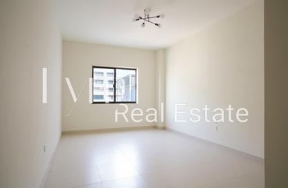 Apartment - 1 Bedroom - 2 Bathrooms for rent in Dar Al Buteen 1 - Al Muraqqabat - Deira - Dubai