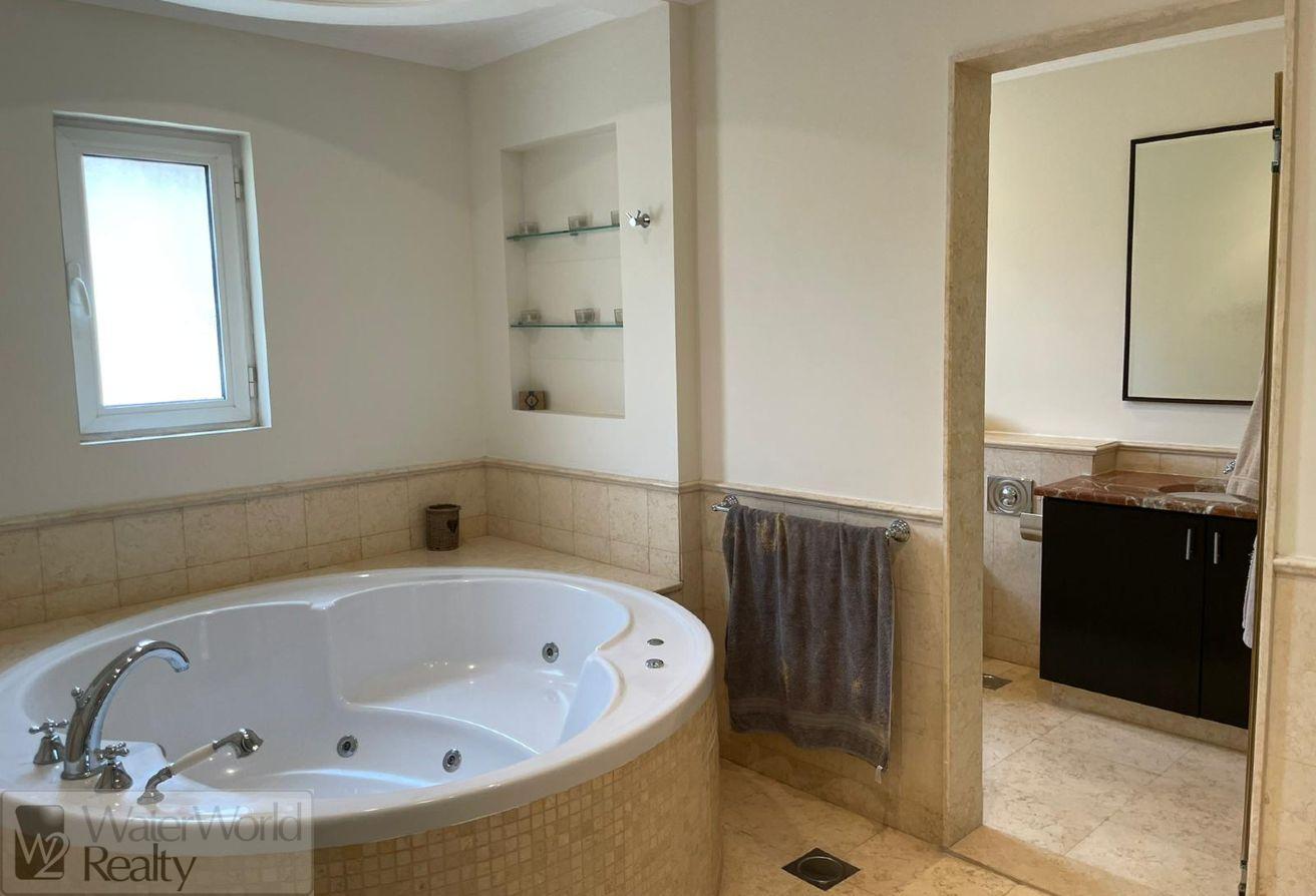 Vacant I Upgraded with Private Pool I Type L1 photo 18