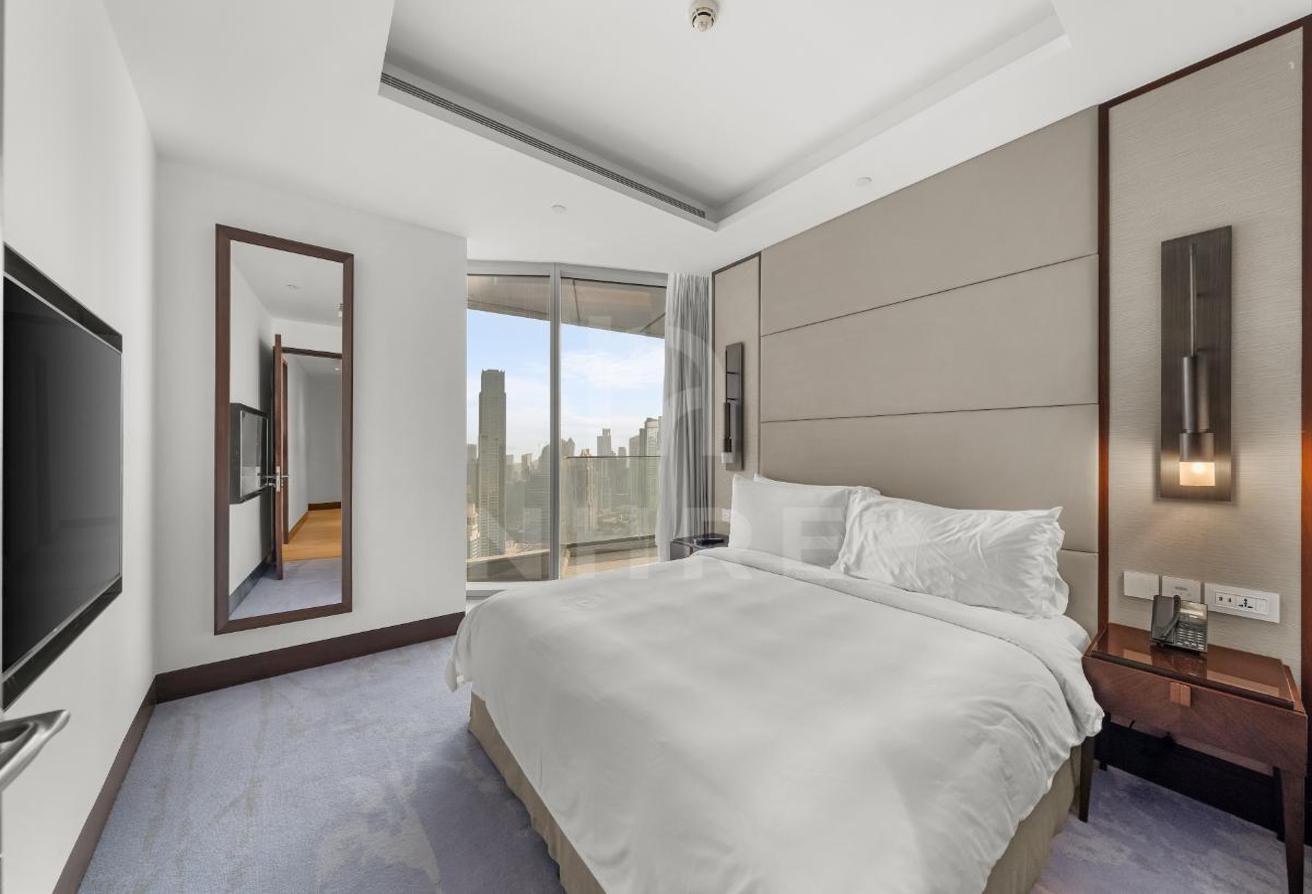 Furnished 5BR+Maids | Burj Khalifa View-High Floor photo 10