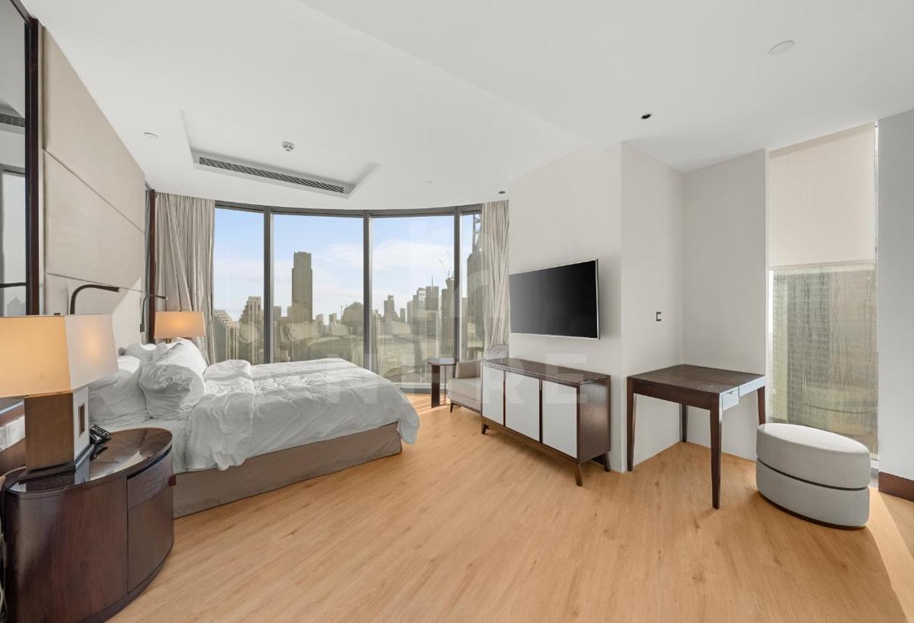 Furnished 5BR+Maids | Burj Khalifa View-High Floor photo 11