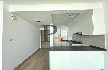 Apartment - 1 - 1 for rent in Bloom Towers B - Bloom Towers - District 10 - Jumeirah Village Circle - Dubai Apartment - 1 - 1 for rent in Bloom Towers B - Bloom Towers - District 10 - Jumeirah Village Circle - Dubai