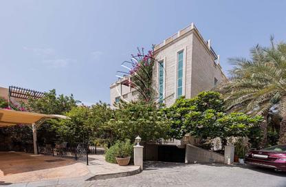 Villa - 7 - 7+ for sale in Mushrif Gardens - Al Mushrif - Abu Dhabi