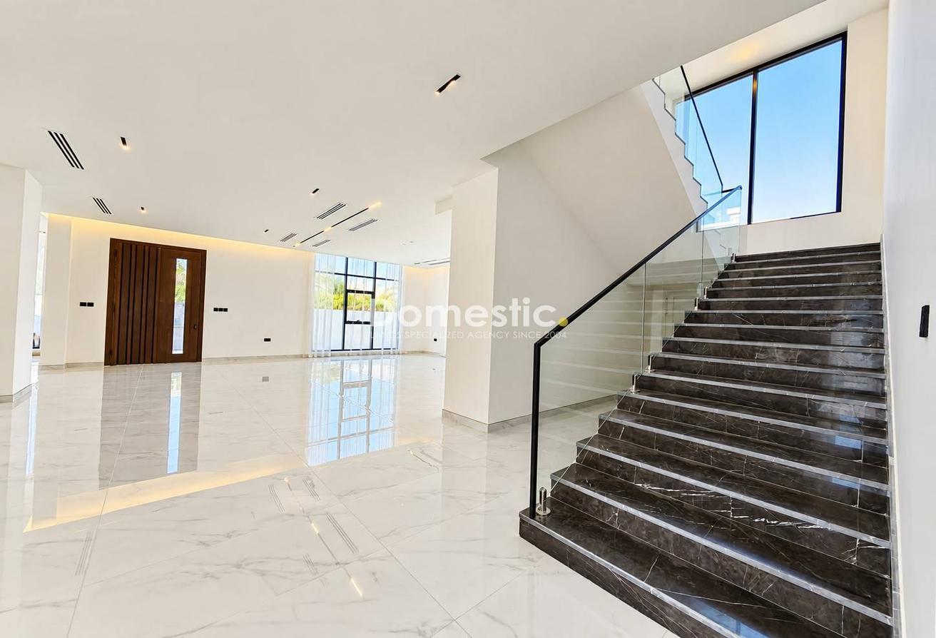 Brand New | 5BR Independent Villa | With Office photo 9