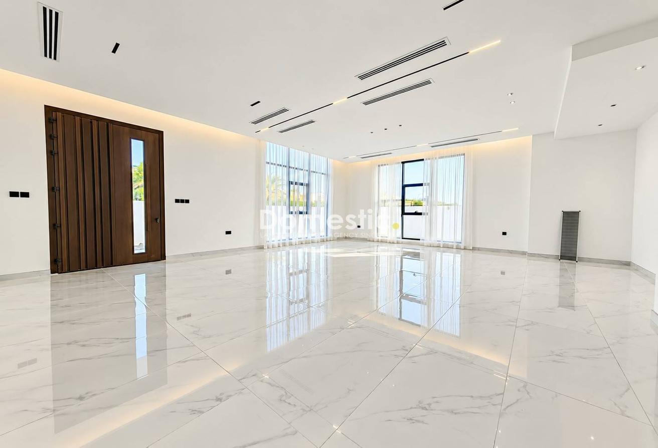Brand New | 5BR Independent Villa | With Office photo 10
