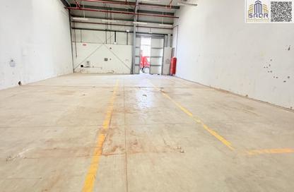 Warehouse - Studio for rent in Umm Dir - Umm Al Quwain