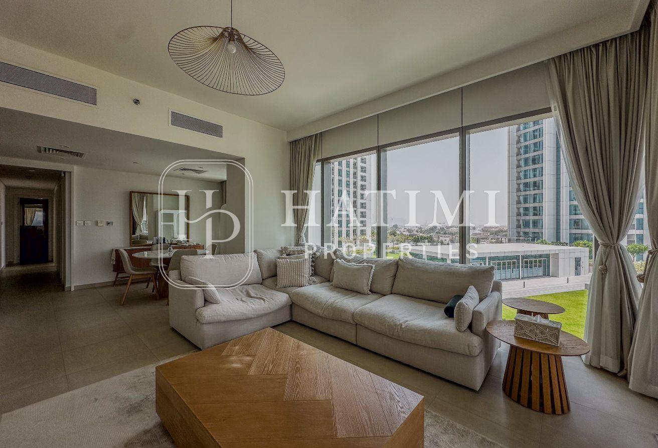 Luxury Furnished | Burj Khalifa & Community View photo 6