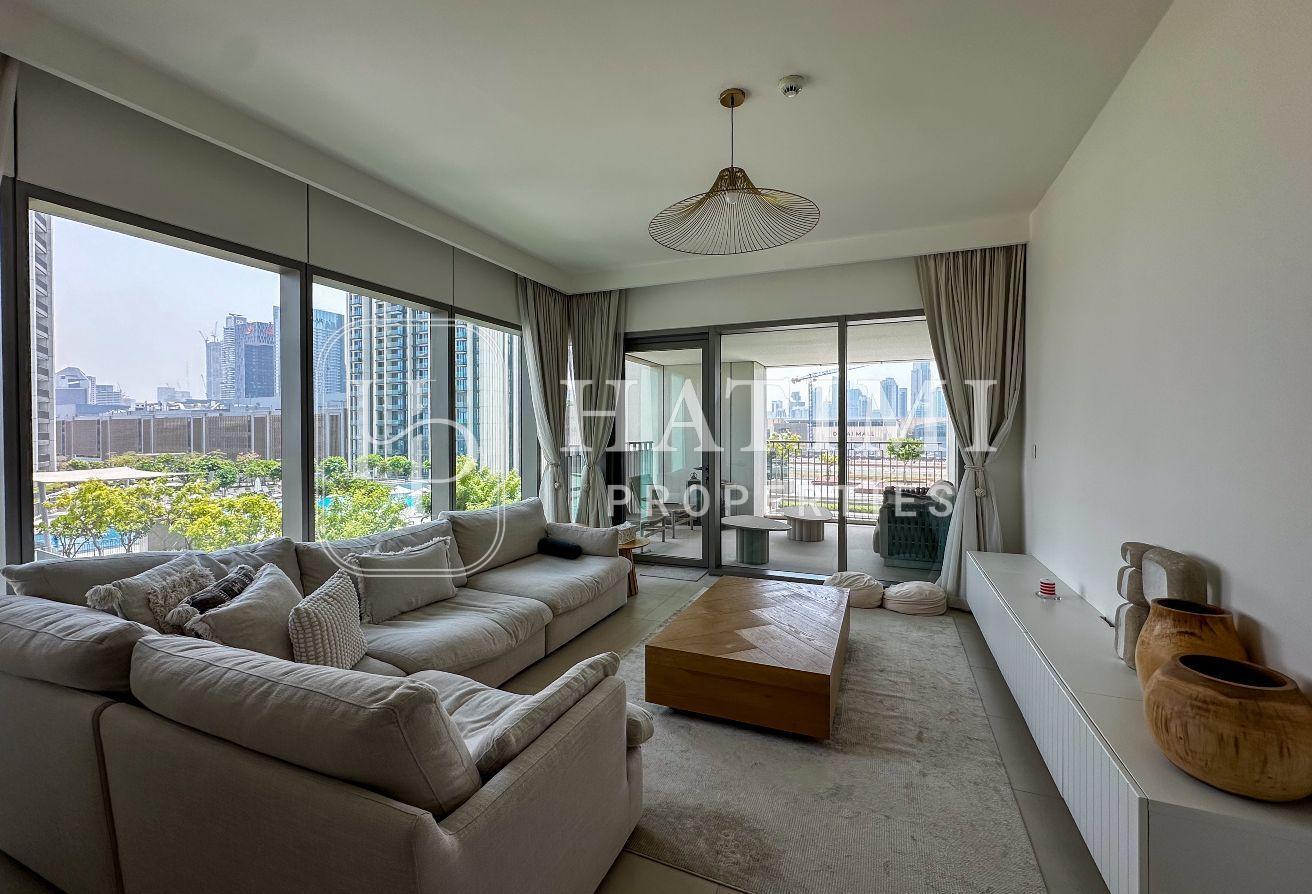 Luxury Furnished | Burj Khalifa & Community View photo 8