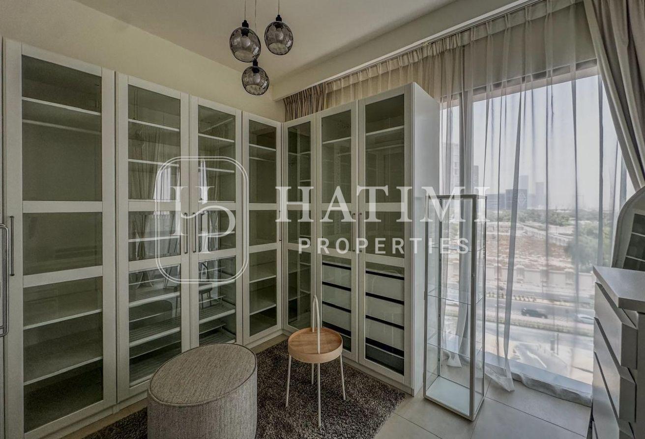 Luxury Furnished | Burj Khalifa & Community View photo 10