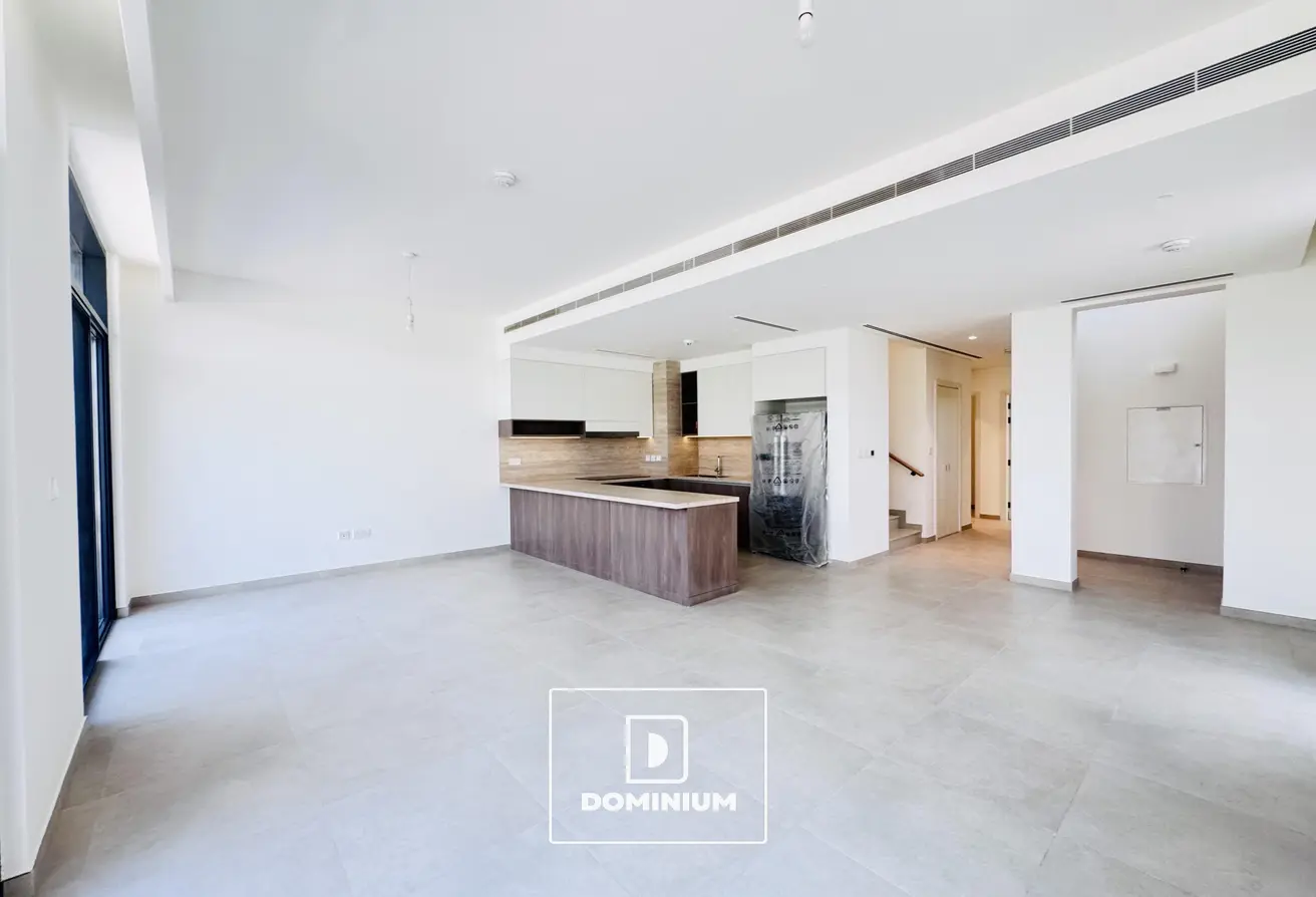 166553614 - Property Main Image
