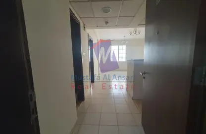 Apartment - 1 Bedroom - 2 Bathrooms for rent in Building Z02 - England Cluster - International City - Dubai Apartment - 1 Bedroom - 2 Bathrooms for rent in Building Z02 - England Cluster - International City - Dubai