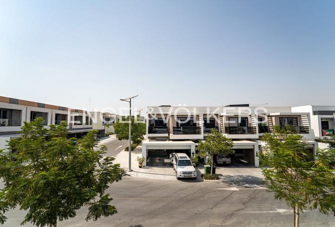 141913904 - Property Main Image