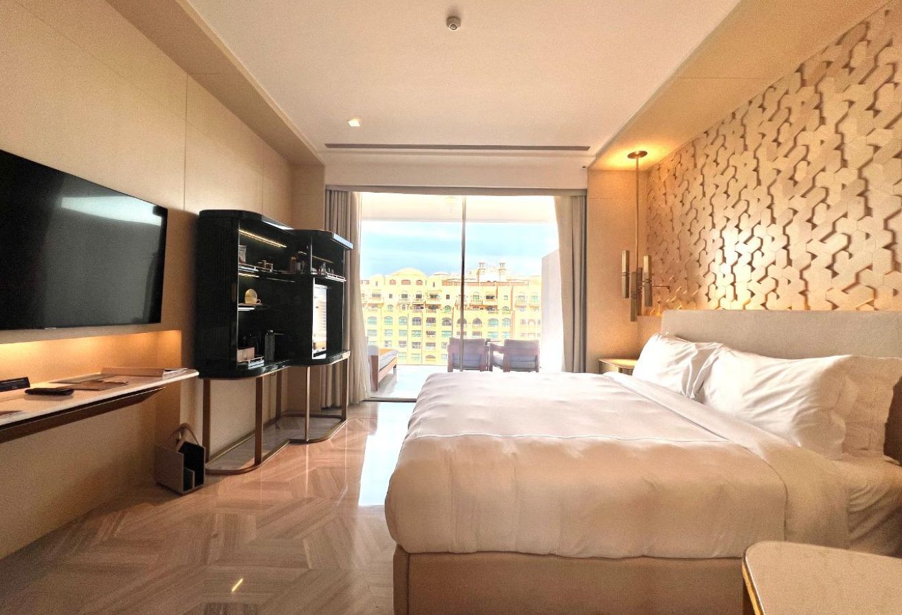 Studio hotel apartment in Five Palm Jumeirah, Palm Jumeirah: 9