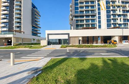 Retail - Studio - 1 for rent in Azizi Riviera - Meydan One - Meydan - Dubai