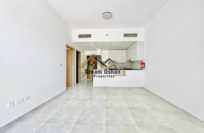 Apartment - 1 - 2 for rent in Marah Building - International City Phase 2 - Al Warsan 4 - Al Warsan - Dubai Apartment - 1 - 2 for rent in Marah Building - International City Phase 2 - Al Warsan 4 - Al Warsan - Dubai