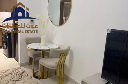 شقة - 1 حمام للايجار في جزيرة مريم - الخان - الشارقة