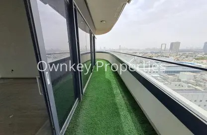 Apartment - 2 Bedrooms - 3 Bathrooms for rent in The Waves Residences - Mankhool - Bur Dubai - Dubai