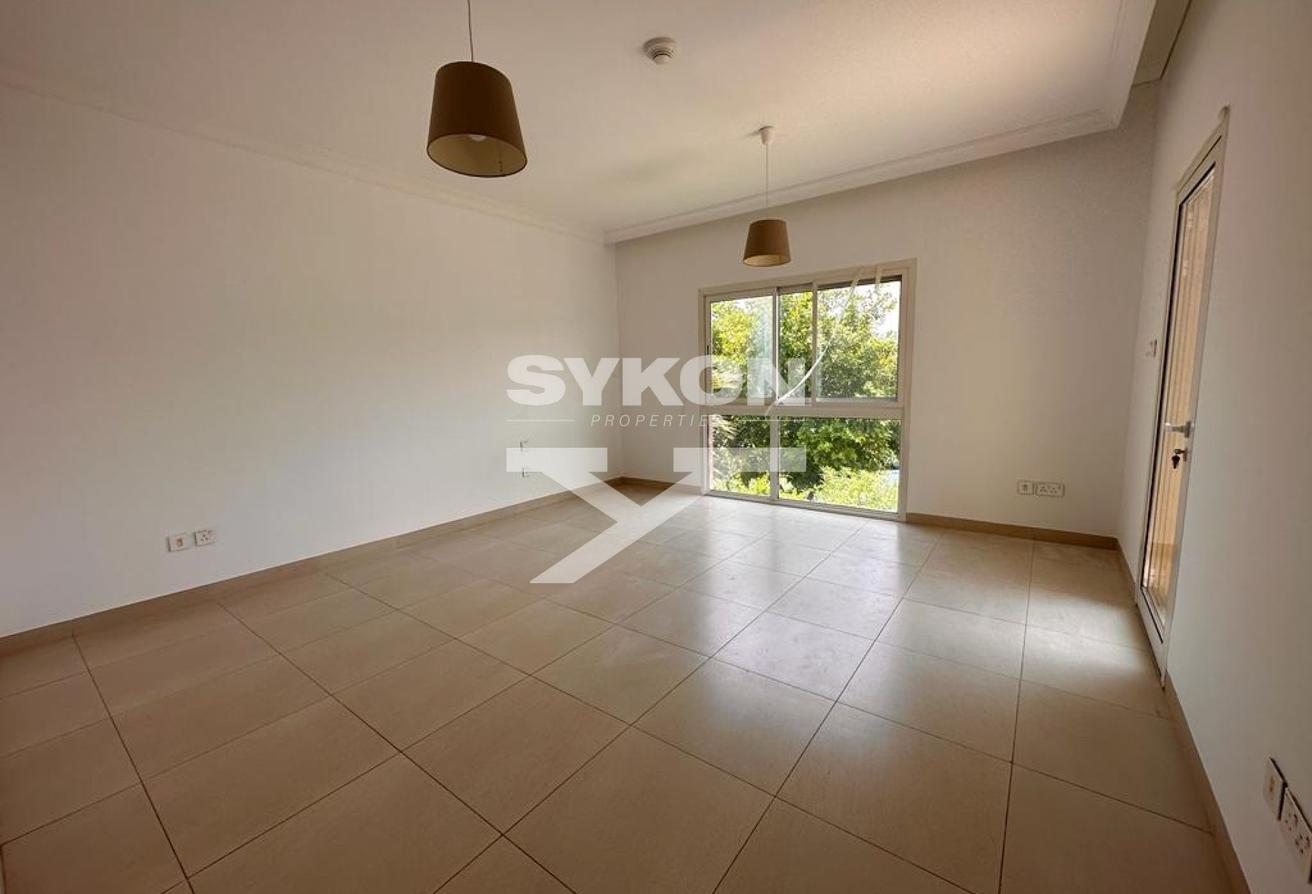 Independent Villa | Share Pool | Spacious Layout photo 16