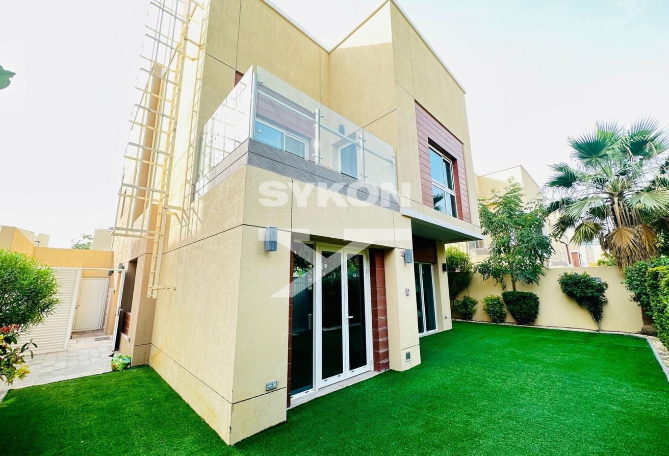 Independent Villa | Share Pool | Spacious Layout photo 26