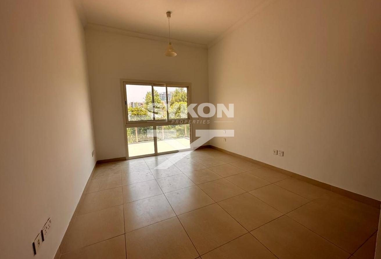 Independent Villa | Share Pool | Spacious Layout photo 17
