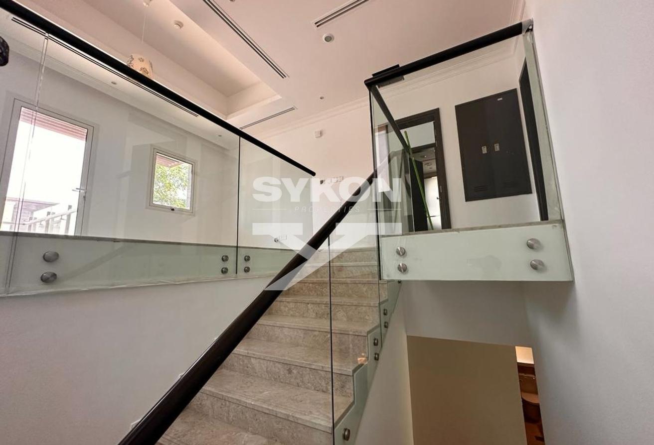 Independent Villa | Share Pool | Spacious Layout photo 5