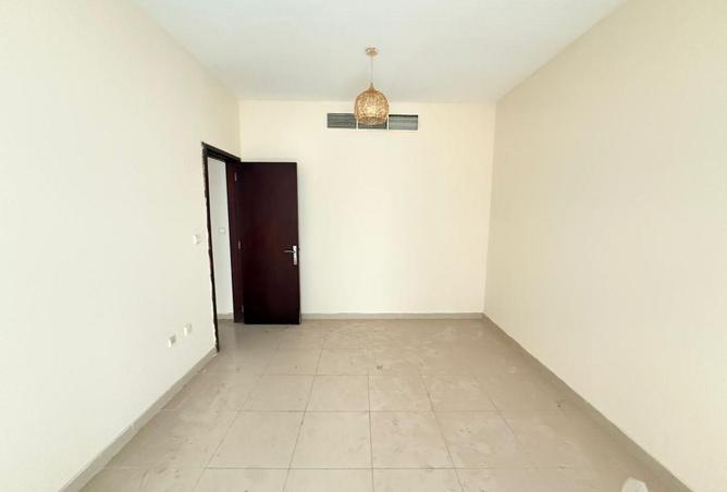 88774075 - Property Image 3