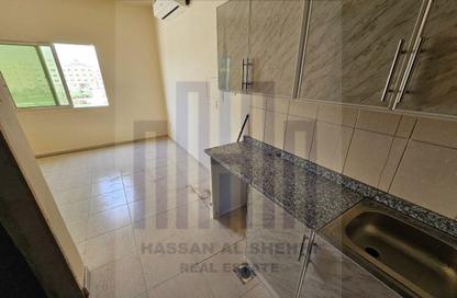 Apartment - Studio - 1 Bathroom for rent in Muwaileh - Sharjah