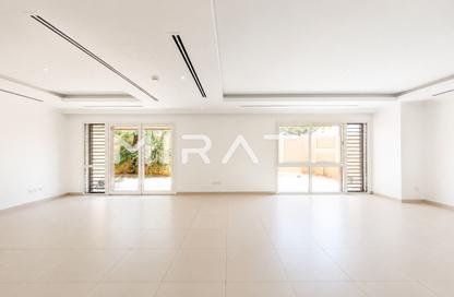 Villa - 4 Bedrooms - 5 Bathrooms for sale in Villa Lantana 2 - Villa Lantana - Dubai Science Park - Dubai